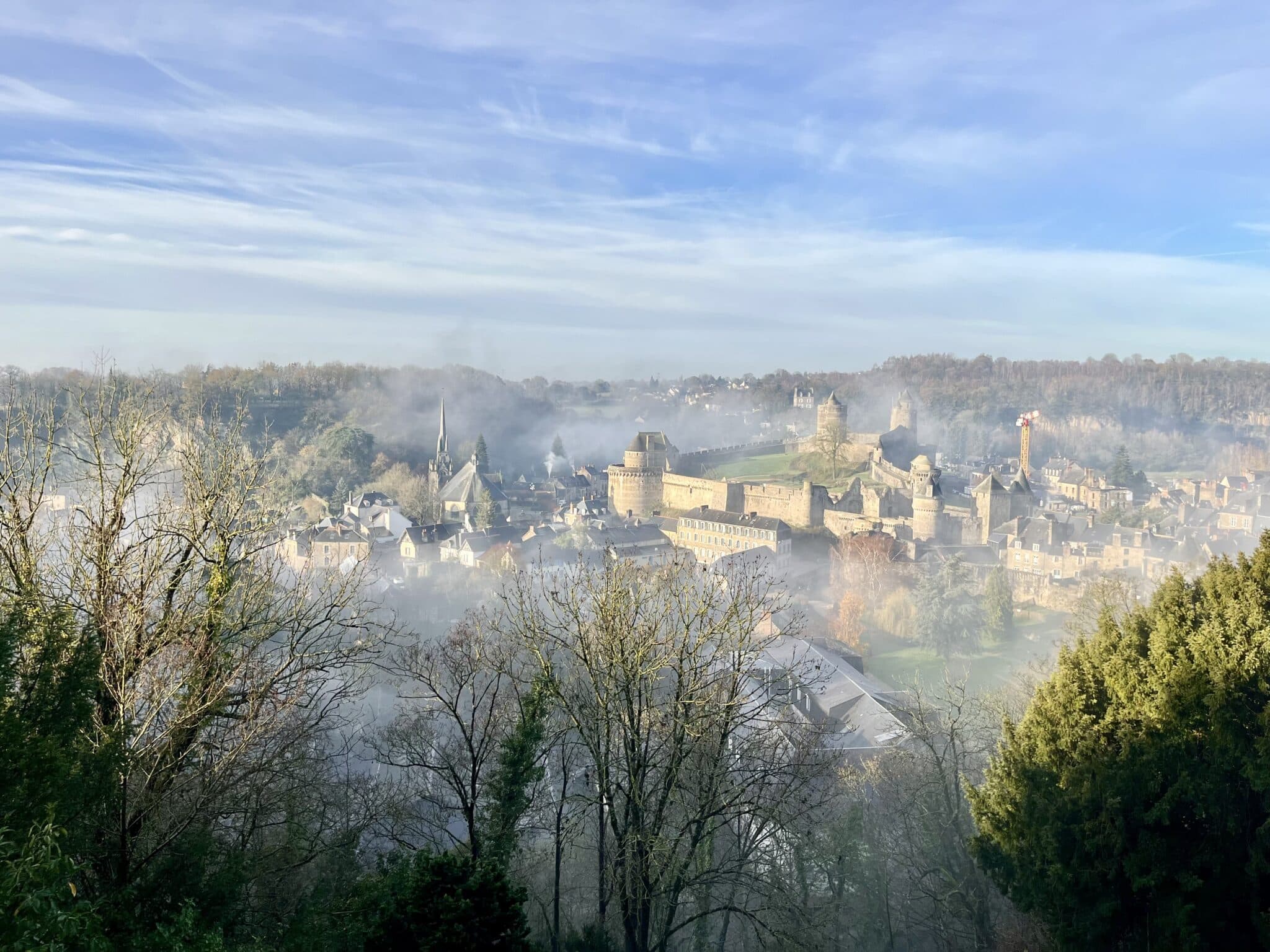 Matin sous la brume matinale scaled